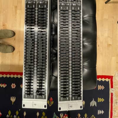 TWO UNITS!!  Behringer Ultragraph Pro FBQ3102 31-Band Stereo Graphic EQ 2000s - Black image 2