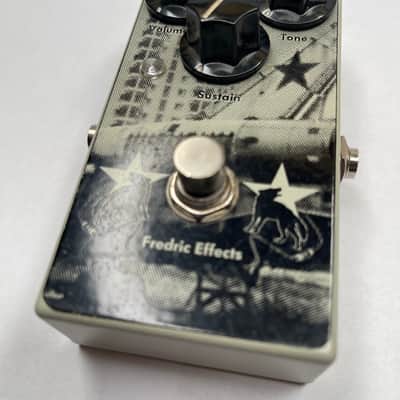 Fredric Effects Green Russian image 2