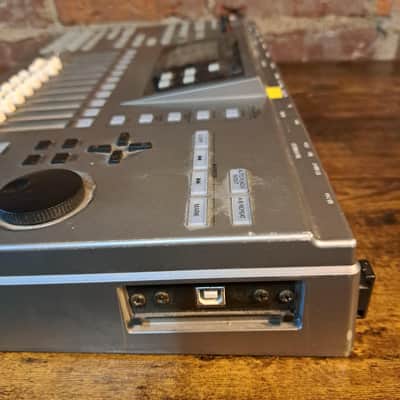 Zoom MRS-1044 MultiTrak Recording Studio (2010s) image 7