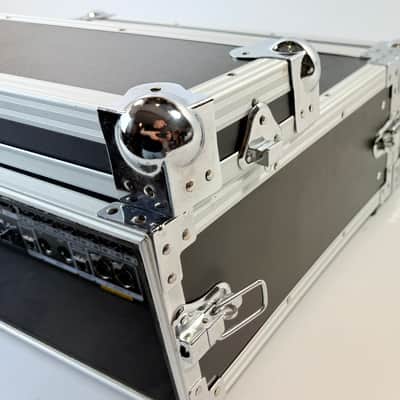 Behringer X32 Rack 40-Input 25-Bus Rackmount Digital Mixer (flightcase / warranty) image 3