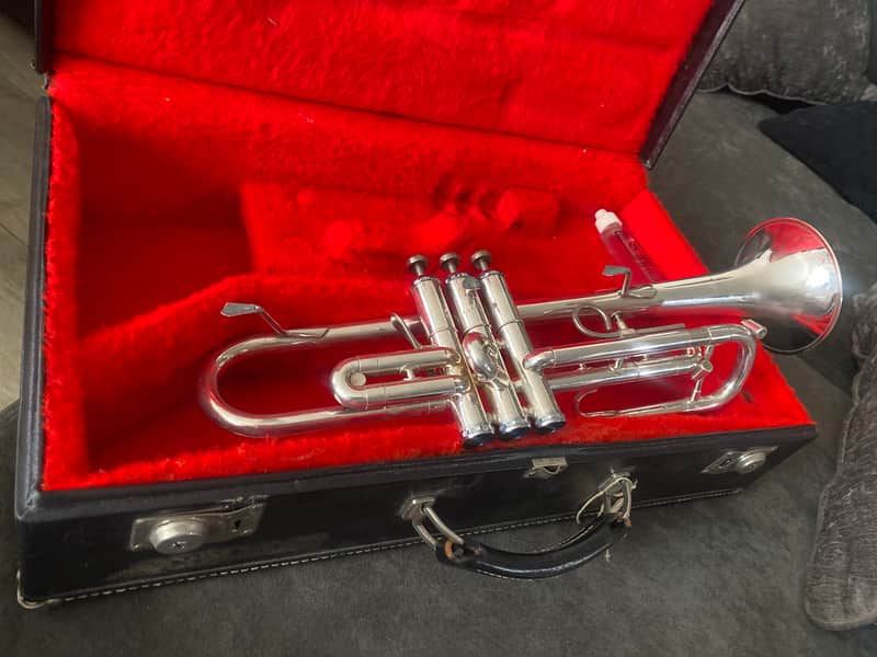 Getzen 590-s 1972-1975 - Silver