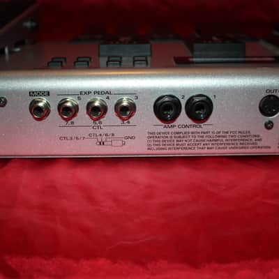 Roland VG-99 V-Guitar Modeling Synth with GK-3 Pickup and FC-300 MIDI Foot Controller - Silver image 18