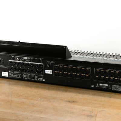 Yamaha LS9-32 32-Input Digital Mixing Console CG012RD image 8