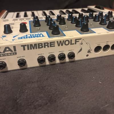 Akai Timbre Wolf 2010s - White image 4