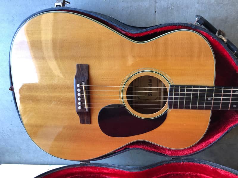 Yamaha guitar image 1