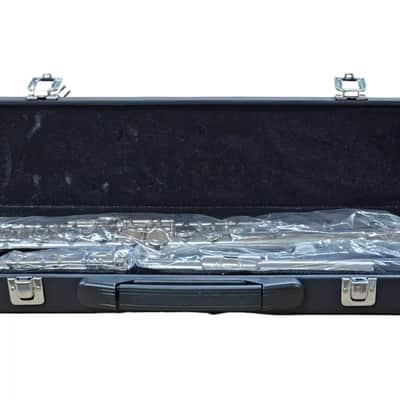 SILVER INTERMEDIATE/STUDENT CONCERT BAND FLUTE-ENGRAVED image 1