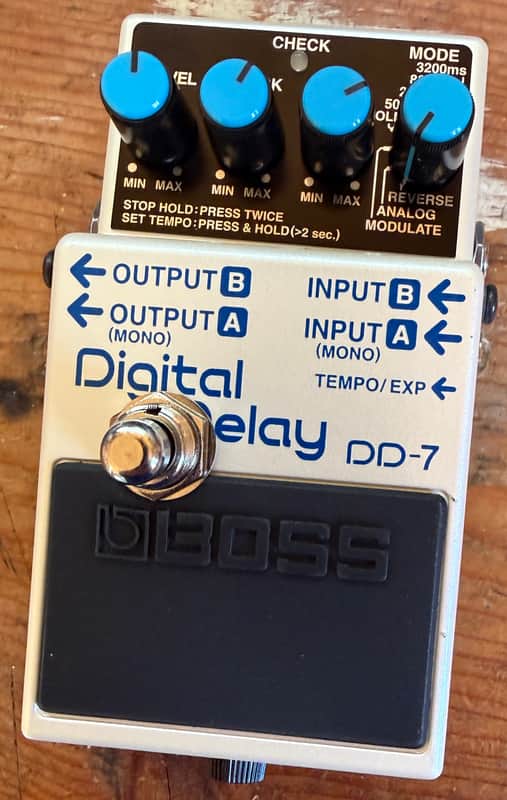 Boss DD-7