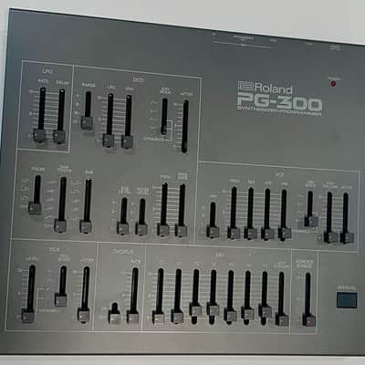 Roland PG-300 Synthesizer Programmer | Reverb