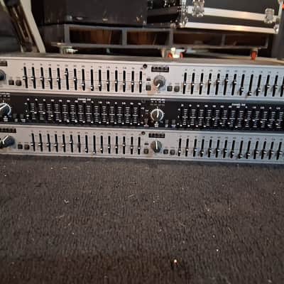 dbx 215s Dual Channel 15-Band EQ 2010s - Silver image 1