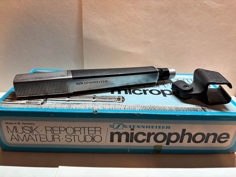 Sennheiser MD 441U Supercardioid Dynamic Microphone 1971 - Present - Black image 1