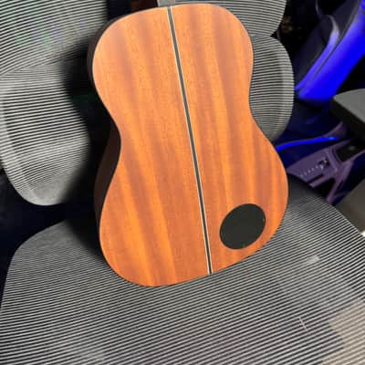 Ortega Fretless Bass Ukulele "LIZZY" image 6