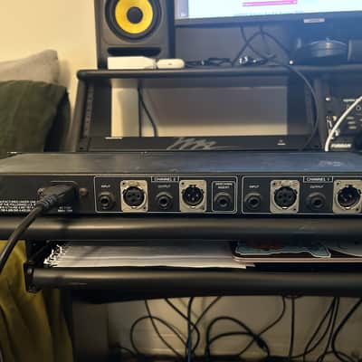 dbx 166A 2-Channel Compressor/Limiter 2010s - Black image 2