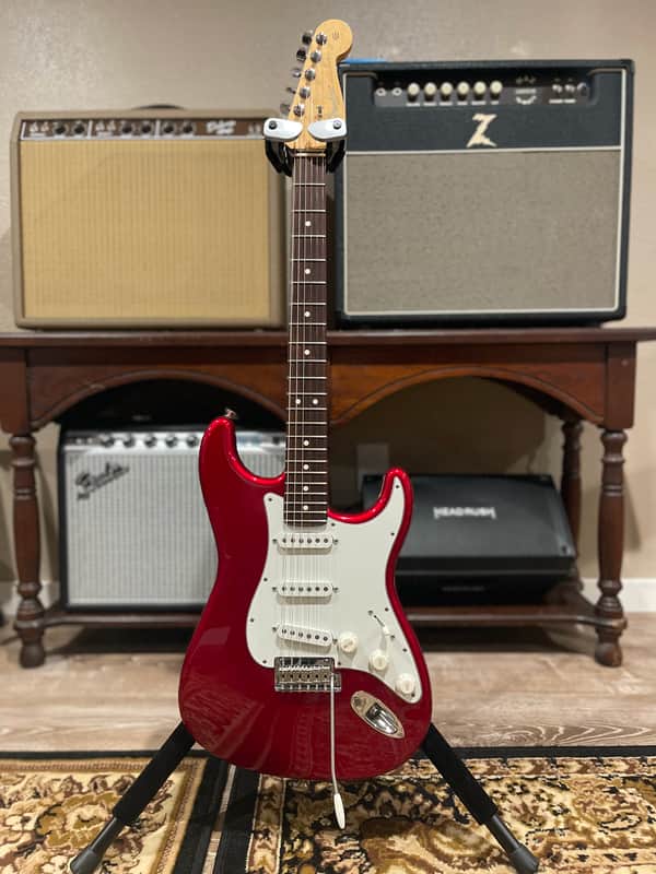 Fender American Professional Stratocaster with Rosewood Fretboard 2017 - 2019 - Candy Apple Red image 1