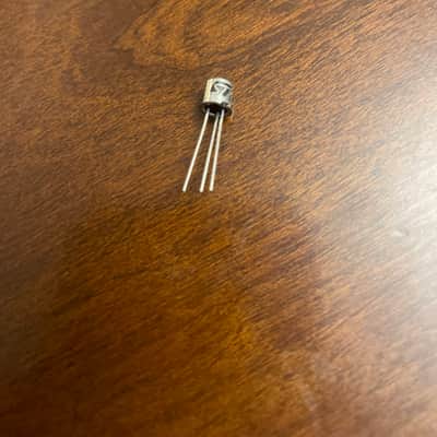 10 NOS STMicroelectronics  2N2222A - TO-19 metal can image 2