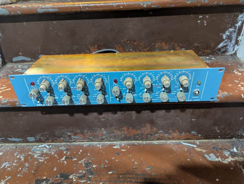 Orban 622B Dual-Channel 4-Band Parametric Equalizer | Reverb Canada