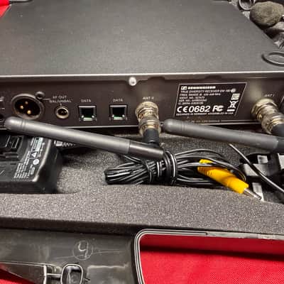 Sennheiser EW100 G3 Transmitter, Receiver, 2 Headsets image 11