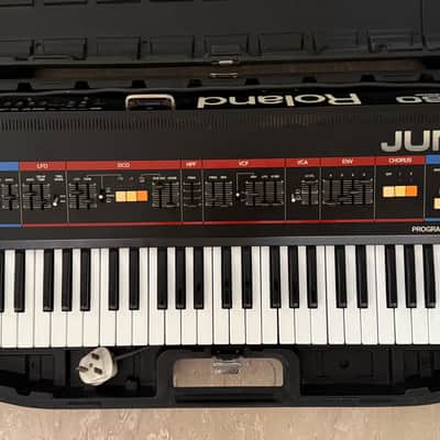 Roland Juno-60 61-Key Polyphonic Synthesizer (USB & Midi DCB)