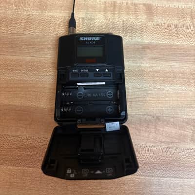 Shure ULXD1=-G50-with WL185 Mic image 4
