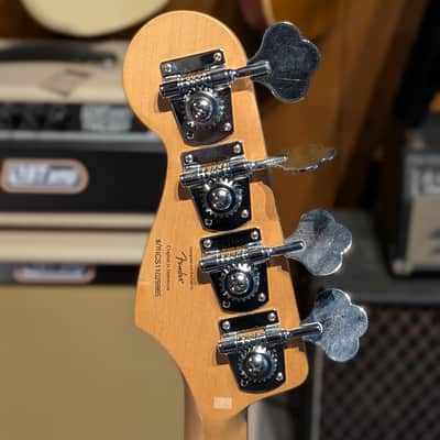 Squier Vintage Modified Jazz Bass Fretless 2007 - 2018 - 3-Color Sunburst image 6