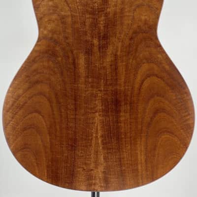 Taylor GTE Urban Ash Grand Theater Acoustic Electric Guitar with Aero Case Ser# 1210131020 imagen 4