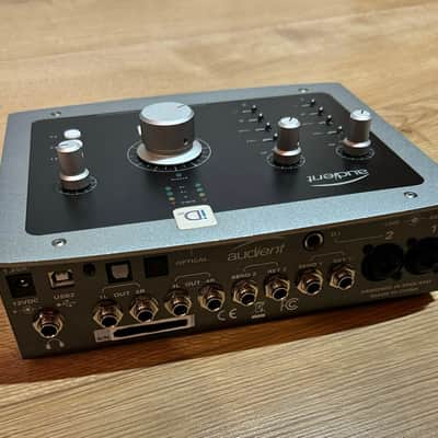 Audient iD22 Desktop USB Audio Interface 2010s - Black image 4