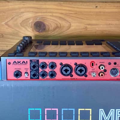 Akai MPC Live III Standalone Music Production Center image 7