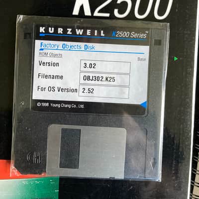 Kurzweil K2500S w/ KDFX, Original Owner’s Manuals, Case + Extras image 9