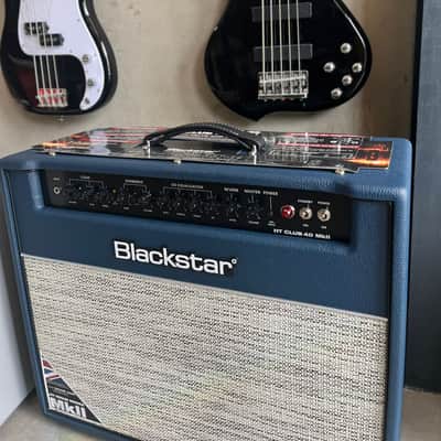 Blackstar HT Club 40 MKII Royal Blue image 3