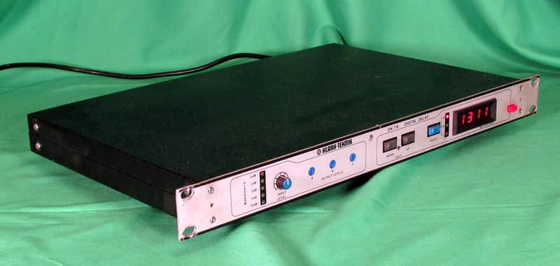 Klark Teknik DN716 1980s Digital Delay SN3355 image 1