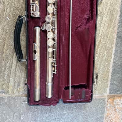 Armstrong 104 Student Model  Flute image 1