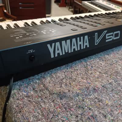 Yamaha V50 FM Synthesizer 1989 - Black image 6