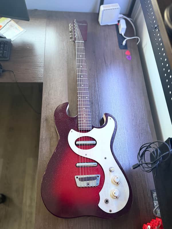 Silvertone1457 60's ビンテージ　エレキギター サンバースト Silvertone 1457 (1964 - 1967) | Reverb