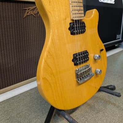 Ernie Ball Music Man Axis Sport 1999 - Translucent Gold image 3