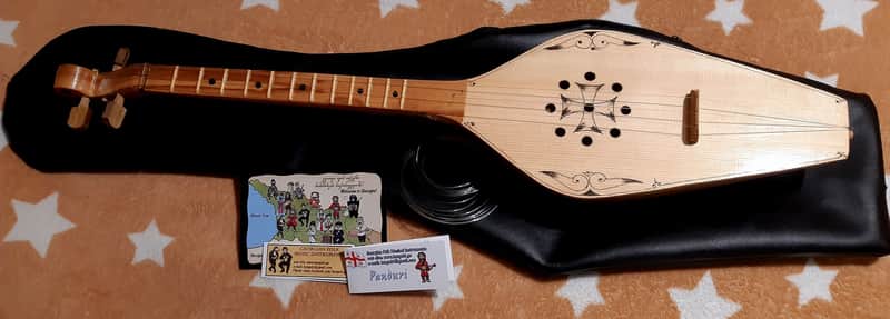 Georgian folk music instruments | Panduri and Salamuri | Folk music | ფანდური | image 1