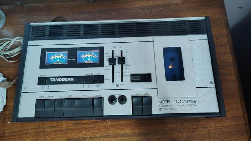Tandberg TCD 310 Mk II cassette deck in excellent condition, serviced -I 1970's image 1