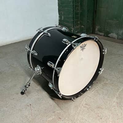 Ludwig 1990 Classic Maple 18” x 14” Bass Drum image 2