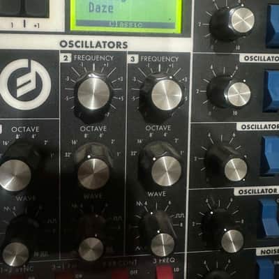 Moog Voyager Desktop 2005