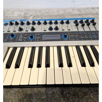 Novation K-Station Synthesizer Keyboard - Compact Design - Good image 11