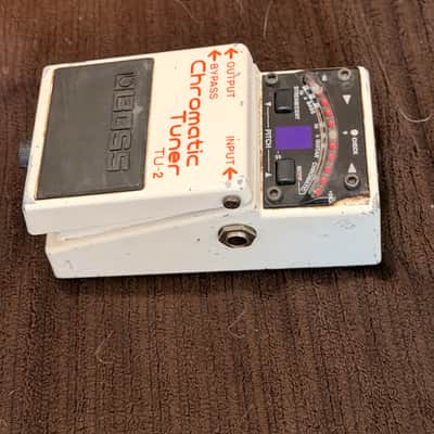 Boss TU-2 Chromatic Tuner (Dark Gray Label) 1998 - 2009 - White image 3