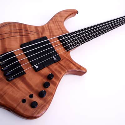 Cortex Bass Napoleon Deluxe 2020 Curly Redwood image 2