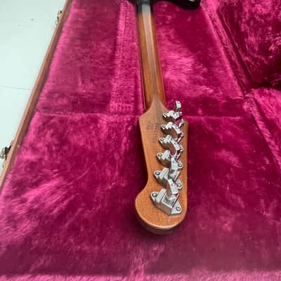 Gibson Firebird V 1999 re issue - Vintage Sunburst image 9
