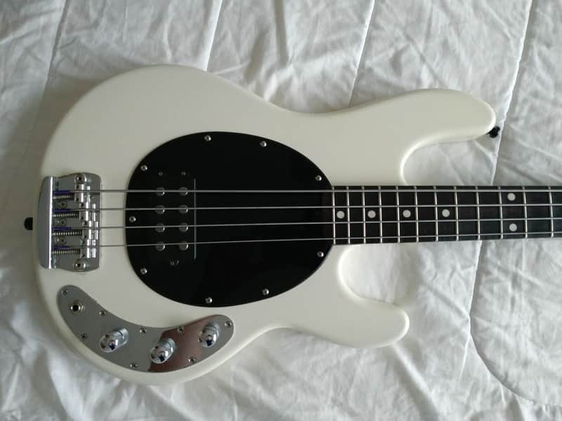 Ernie Ball Music Man SUB Bass 4 (USA Stingray) Active 2006 Textured White - Worldwide Shipping image 1