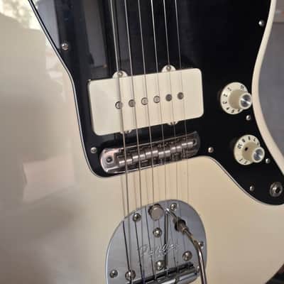 Fender Jazzmaster American Professional 2017 (V-Mod)with Staytrem bridge image 2