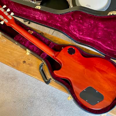 Gibson Les Paul Standard R8 True Historic Custom Shop VOS 2011 - Cherry Sunburst image 11