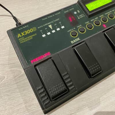 Korg Toneworks AX300b 1990s multi effect pedalboard bass effect