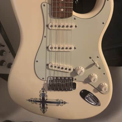 Fender Kenny Wayne Shepherd Artist Series Signature Stratocaster 2009 - 2015 - Arctic White with Cross Graphic image 1