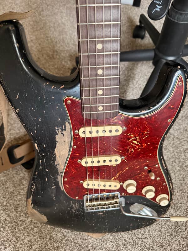 Fender Masterbuilt Stratocaster 2024 - Black image 1