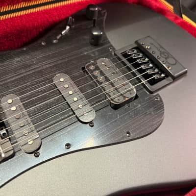 2025 ESP LTD SN-1000 EverTune - Charcoal Metallic Satin w/ Hard Case Bild 4