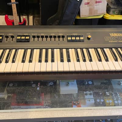 Yamaha SK-10 Symphonic Ensemble Synthesizer 1979 - Black imagen 2