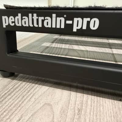 Pedaltrain Pro Pedalboard + Pedal Booster & Soft Case image 6